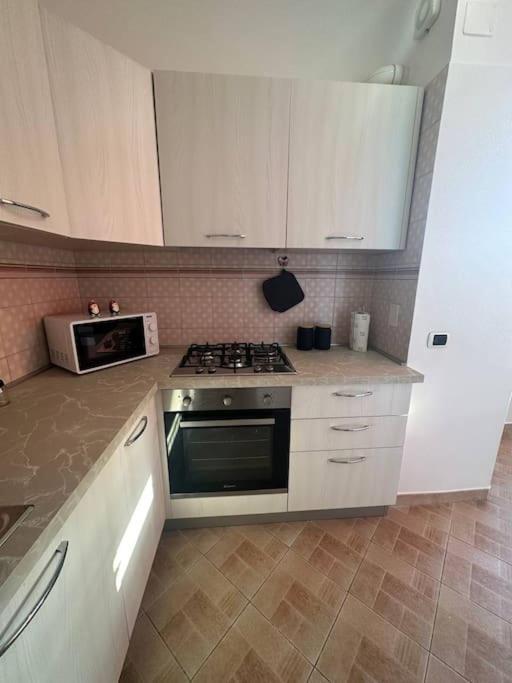 Centocelle, Metro C Luminoso Quadrilocale Apartman Róma Kültér fotó