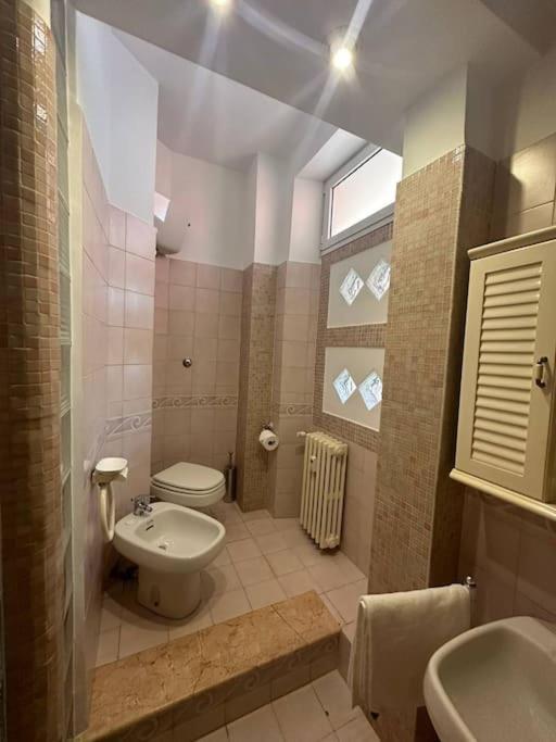 Centocelle, Metro C Luminoso Quadrilocale Apartman Róma Kültér fotó